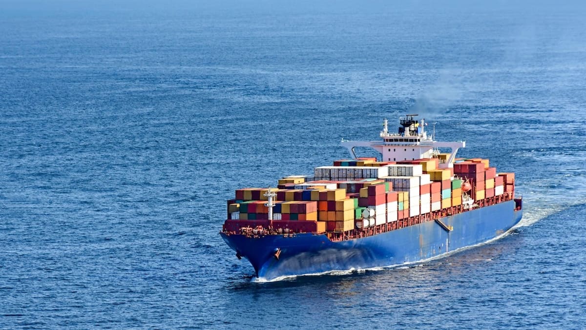 3 Shipping Companies Benefitting from High Freight Rates 3 Shipping Companies Benefitting from High Freight Rates